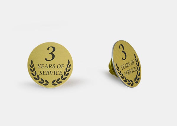 3 Years of service Gold lapel pin