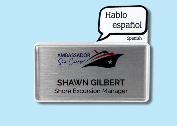 Name badge with badge talker in Retail